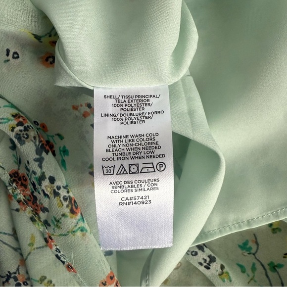 LOFT Full-Length Dress - Floral Design with Matching Belt - Picture 8 of 8